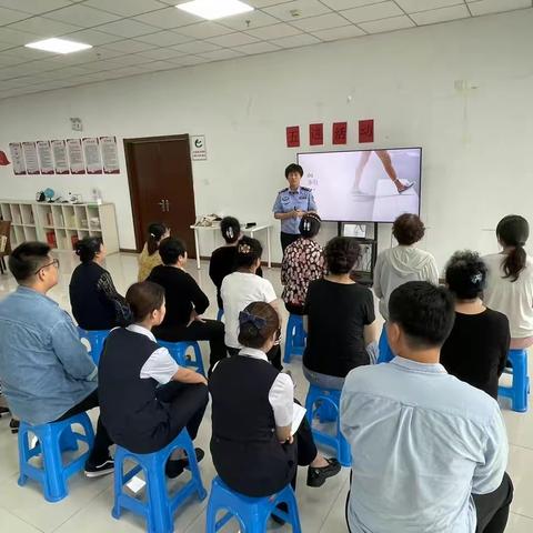 珍爱生命 安全出行——中海和平门社区交通安全知识讲座