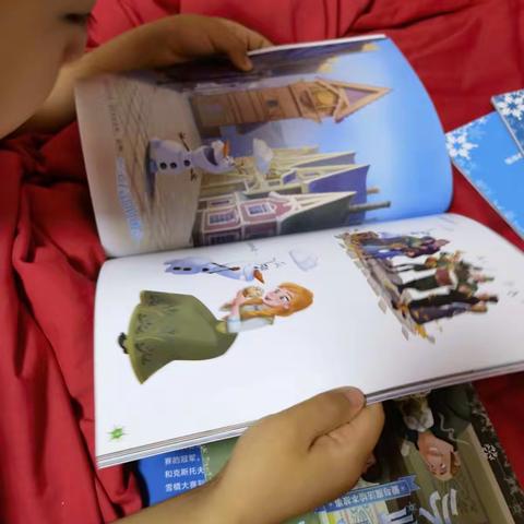 《小鱼海洋》东盛小学一年四班吕宜珈的家庭读书会——第十八期