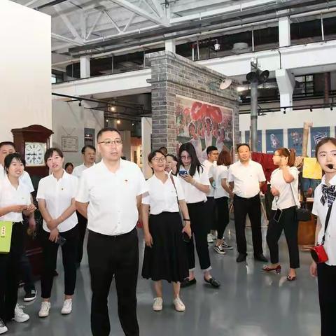 “党建带团建，团建促党建”系列活动Ⅱ 阳泉日报社团员青年跟随党员干部一同参观“阳泉记忆·1947”文化园