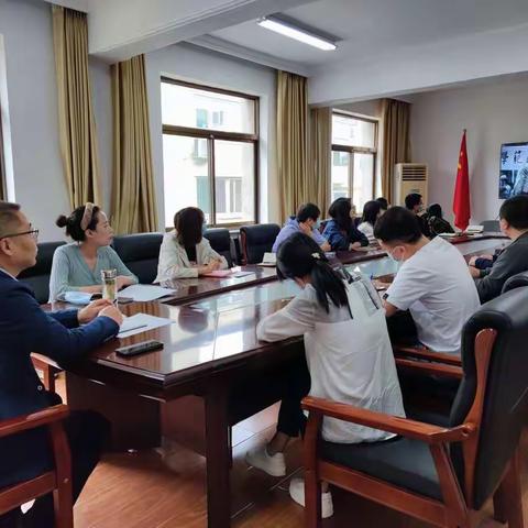 阳泉日报社团总支召开“喜迎二十大、永远跟党走、奋进新征程”暨“五四”青年节主题座谈会