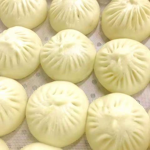 青岛中学东餐厅3月6号早餐