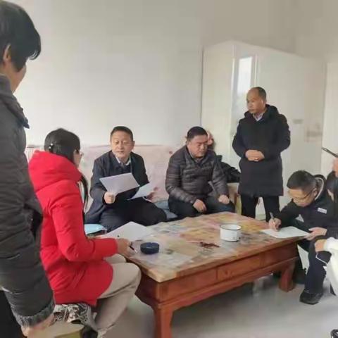 县人大常委会副主任史小勇对漳源镇脱贫攻坚成果巩固工作进行督导检查