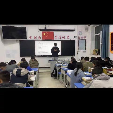 动医2201班“民族团结一家亲”主题活动