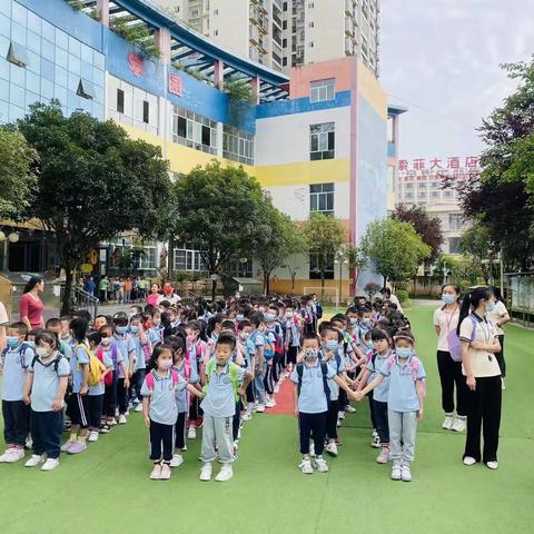 “幼小衔接，参观小学”