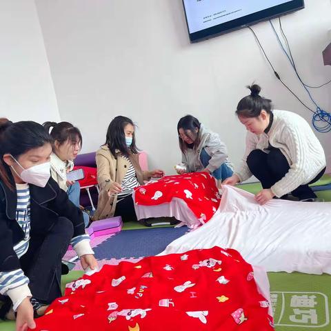 妇幼保健院孕妇学校手工小包被开课啦！