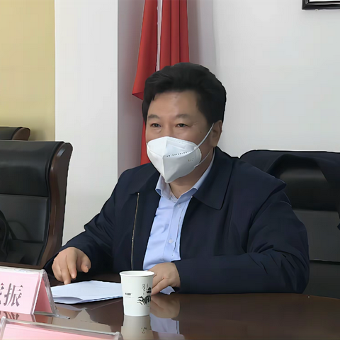 宋虎振厅长到省农业农村科技教育中心（省农广校）调研