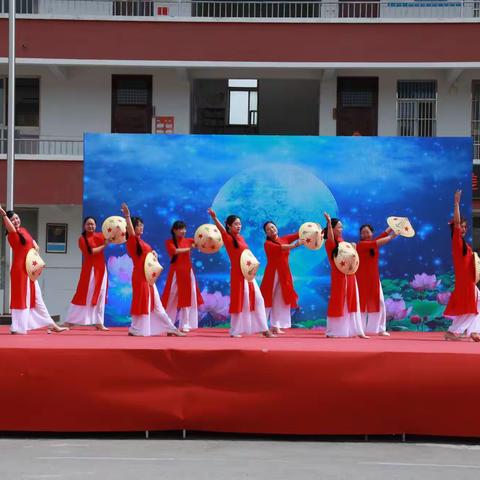 礼赞百年华诞，红心献给祖国——峨山镇中心小学庆祝建党100周年活动