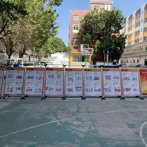 平安宣传进校园 法治护航伴成长