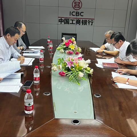 阿盟分行新城支行组织召开2022三季度案防分析会