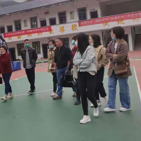 全面视察，细致指导——太源畲族乡中心幼儿园欢迎领导来园视察