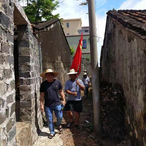 不忘初心跟党走，共建美丽乡村。