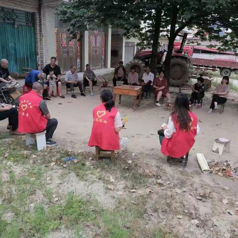 丰集镇童畈村 转作风 提效能 深入做好秸秆禁烧宣教工作