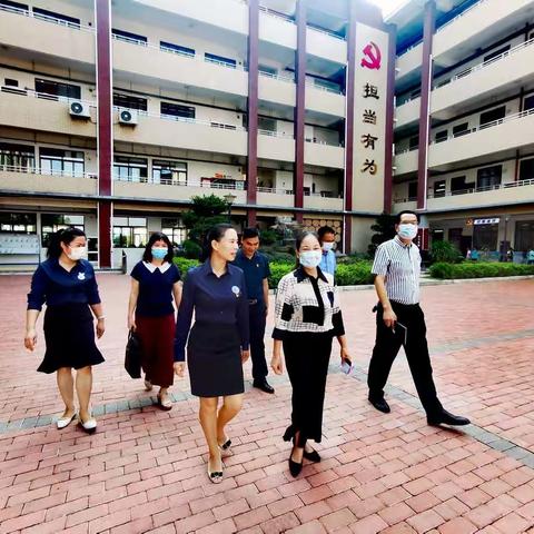 喜迎党的二十大 培根铸魂育新人——港北区木兰河小学2022年庆祝第38个教师节