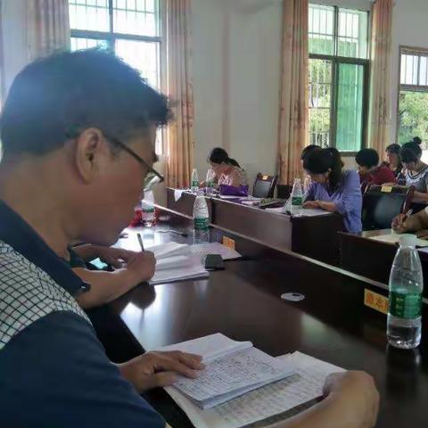 学规范、强师德、树形象