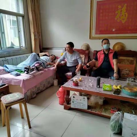 【均家滩“社工委”】探望受伤老党员 浓浓关怀暖人心