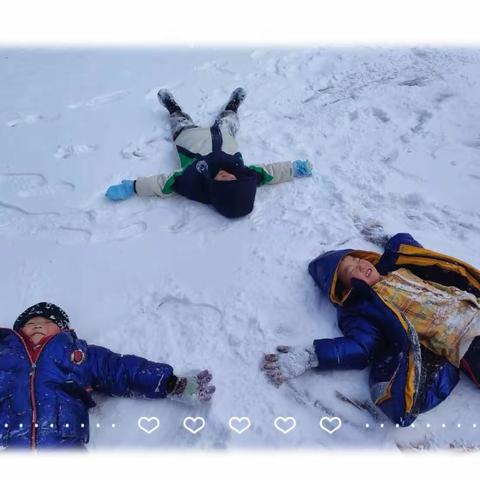 城西梁小学送“雪礼”