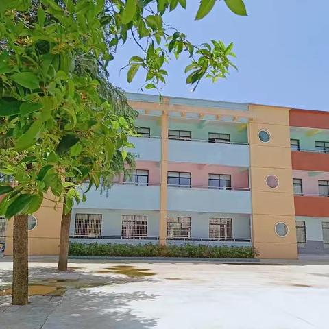 南向店幼儿教育中心中二班