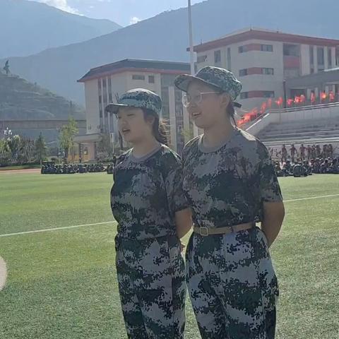 武都实验中学军训小纪（4）