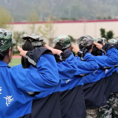 武都实验中学军训小纪（6）