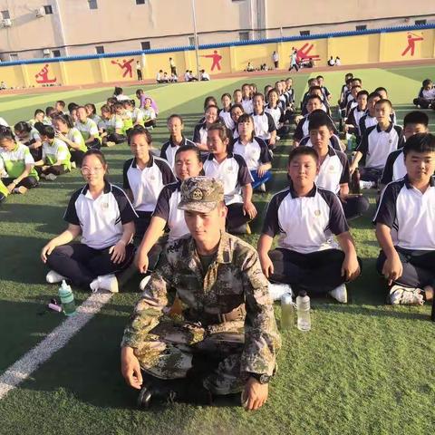 爱恨交加的军训生活