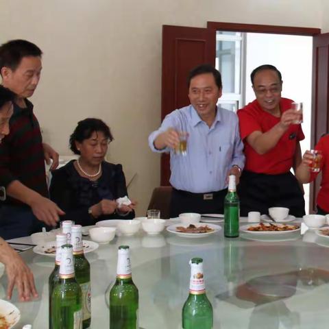快乐的战友们（2）