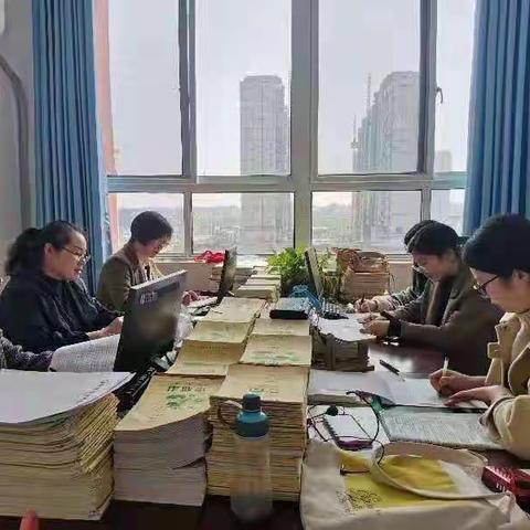 总结提升，奋力向前——项城市公园路学校五、六年级语文组月考总结研讨会