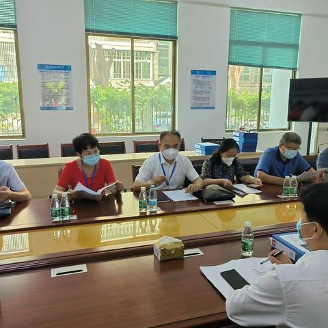 课程检查促规范，精细落实助提升——三亚市2022年义务教育课程设置督导组到我校检查