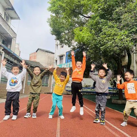 🌞《沐浴晨光，🍬快乐成长》⚽️