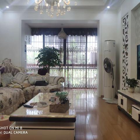 ❤❤市政府旁景贤凯旋城，黄金楼层，三房单卫，读齐通路中小学，全品牌家具家电，九成新，64.8万6798