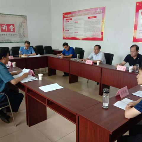 晋中公路分局张惠民局长，游新宇副局长在界都超限检测站督导调研工作