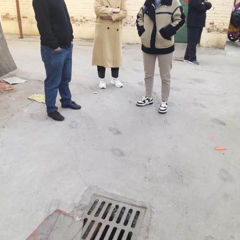 我为群众办实事，污水治理暖民心—守敬社区金泉便民服务站多方协调解决小区污水外溢问题
