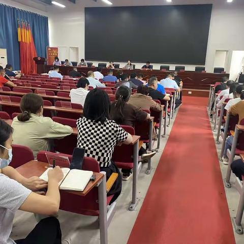 乡邻反目争土地 矛盾化解除恩怨