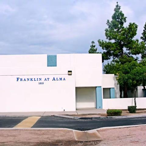 小学生一一TIFFANY