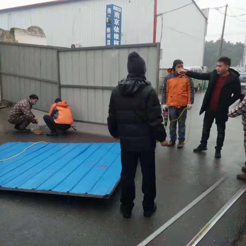 【何王庄疫情防控】疫情面前的逆行者——我们一起加油！