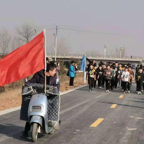 不畏严寒，超越自我，奋勇前进一2020岳滩镇中小学生冬季越野赛纪实