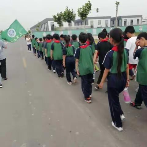 “亲近自然，快乐成长”——毛遂小学四（三）班初夏之游