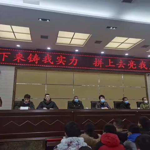以今日为舞台 以明日为坐标 以反思为桥梁 以协作为动力