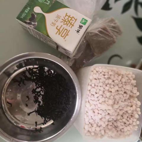 跟个风，秋天的第一杯奶茶——记三里镇中心小学五（4）班烹饪课