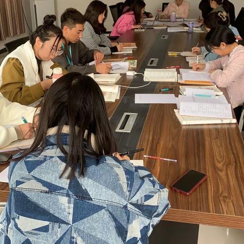 育华园学校四年级英语集体备课