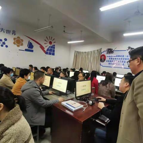 以训促研推进信息技术与教育教学的深度融合—磁县实验学校“教师大讲堂”活动纪实