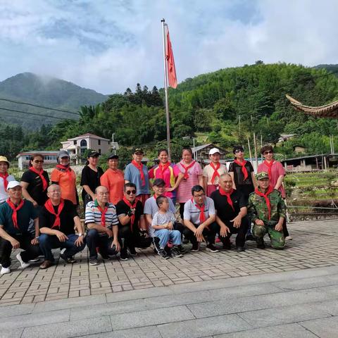 攀登三明最高峰“莲花峰随记”