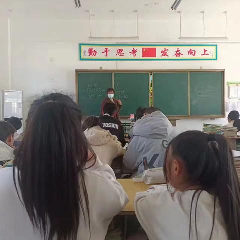 以史促教，以史明理