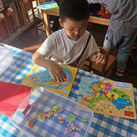 九龙湖幼儿园大班组观察记录—益智区