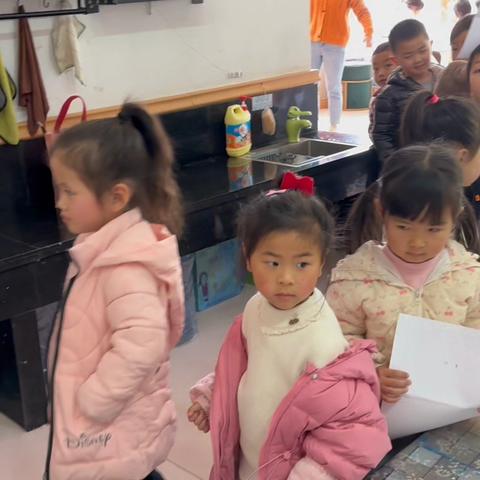 温埠小秀才幼儿园“关爱幼儿，健康体检”幼儿园体检活动