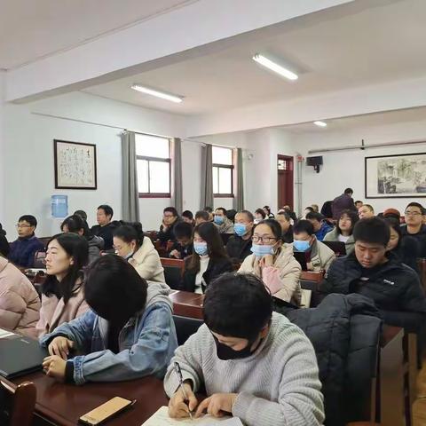 提高教学效率促进学科融合---伊川县信息技术培训