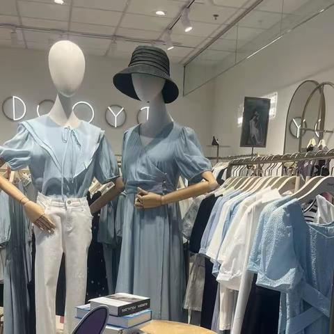 唐县信誉楼朵以女装