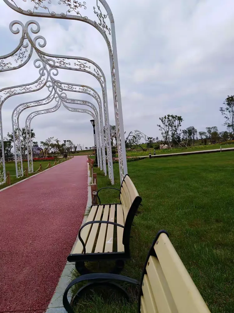 盘锦辽滨含章湖度假区玉露花语一日游