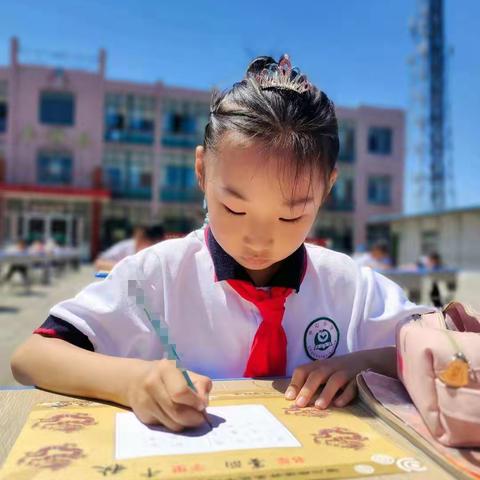 我为学校代言———2019级三班向日葵中队赵翊斐（学生篇）