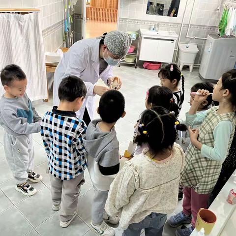 国资中心幼儿园林萃园—保护幼儿牙齿健康，绽放自信笑容