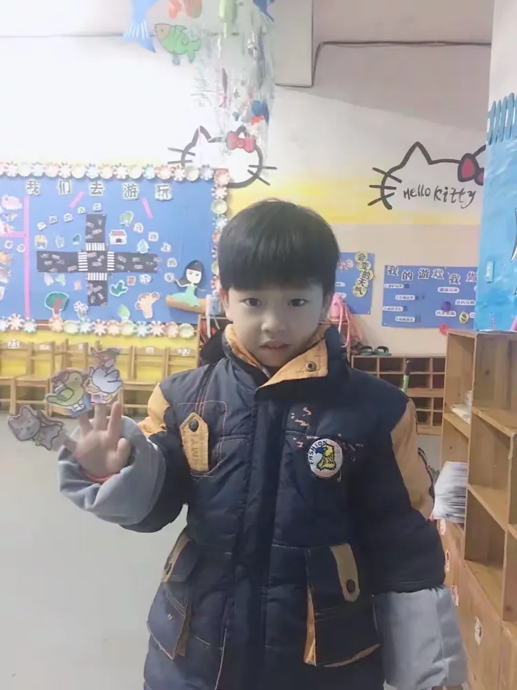 春田花花2019学年第一学期中一班叶子豪———成长岁月